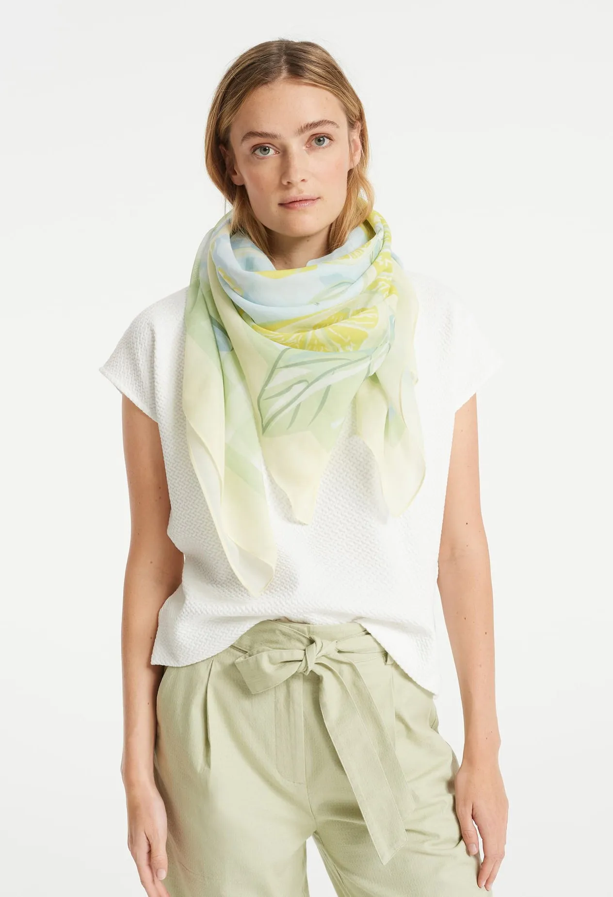 Afruity Scarf