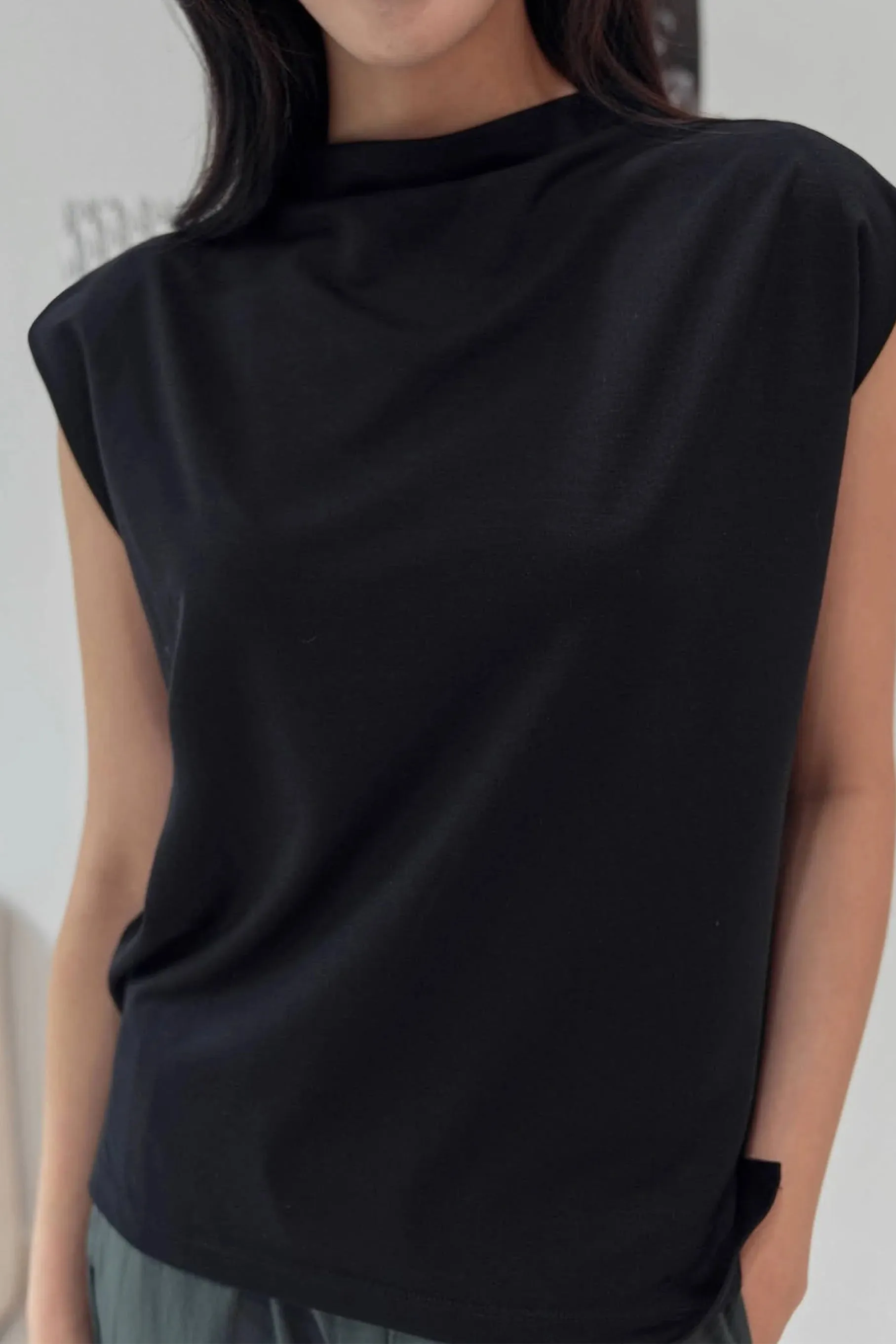 Elnora Sleeveless Top, Black