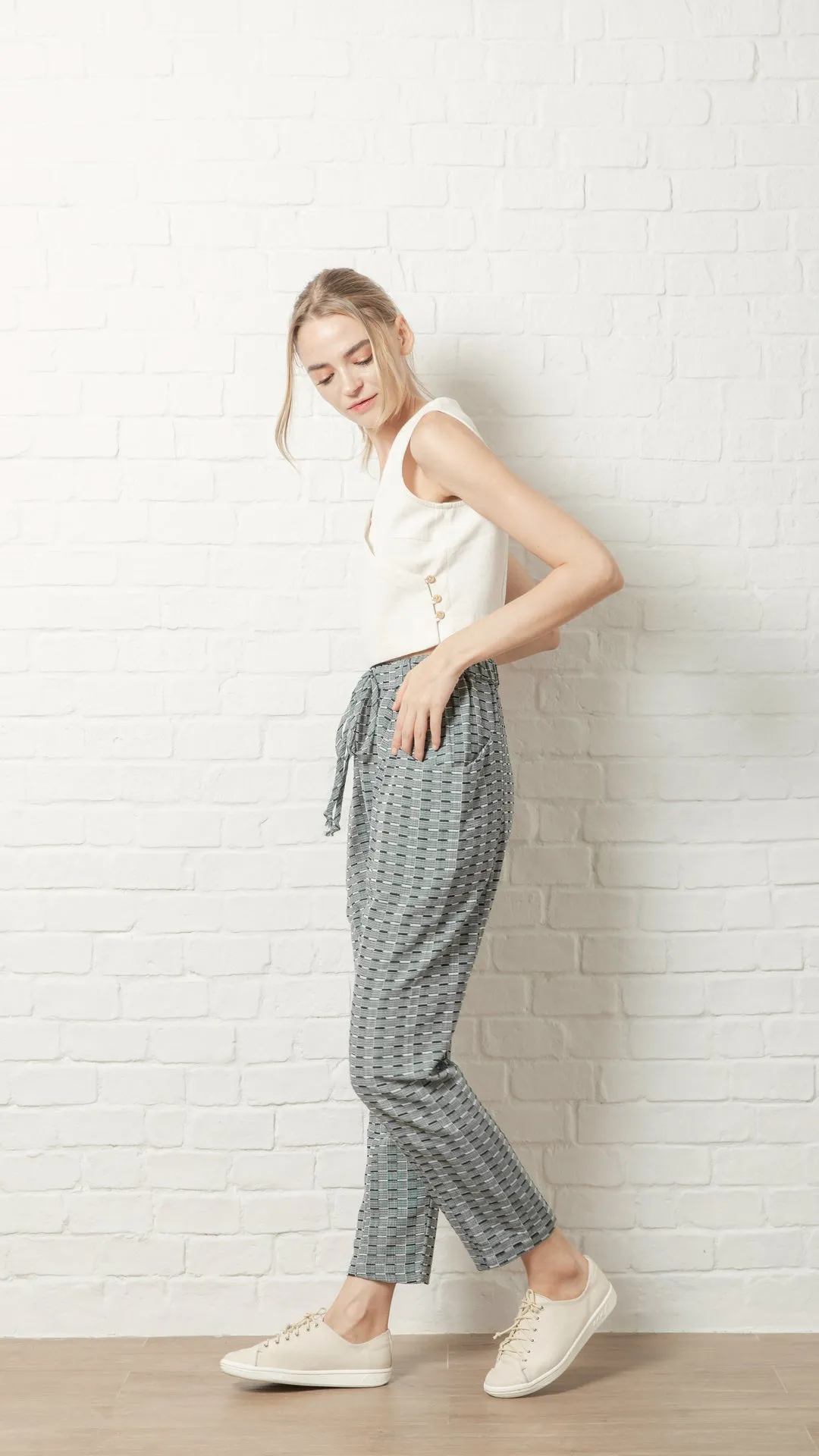 Little Star Sleeveless Crop Top