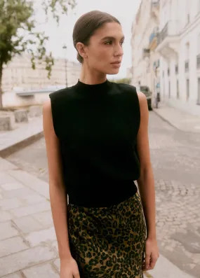 THE WHITNEY TOP